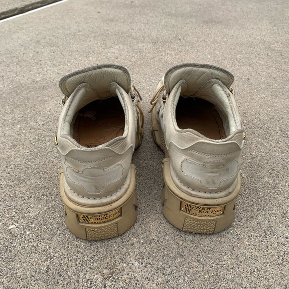 Rare tan new rocks, size 8.5 fit like a 9 - Picture 3 of 4
